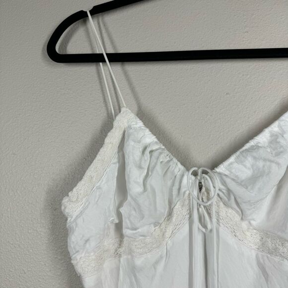 Princess Polly White Emily Spaghetti Strap Lace Trim Maxi Slip Dress Fitted 10 - Picture 3 of 11